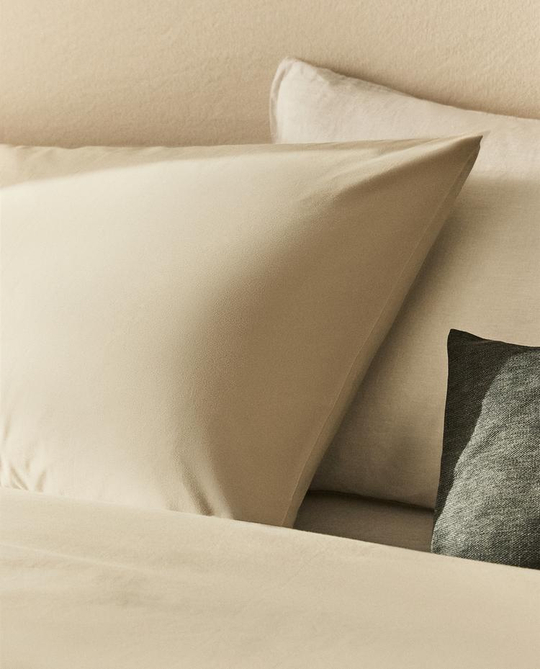 ZARA HOME НАВОЛОЧКА ИЗ ХЛОПКА ПЕРКАЛЬ (300 НИТЕЙ), БЕЖЕВЫЙ