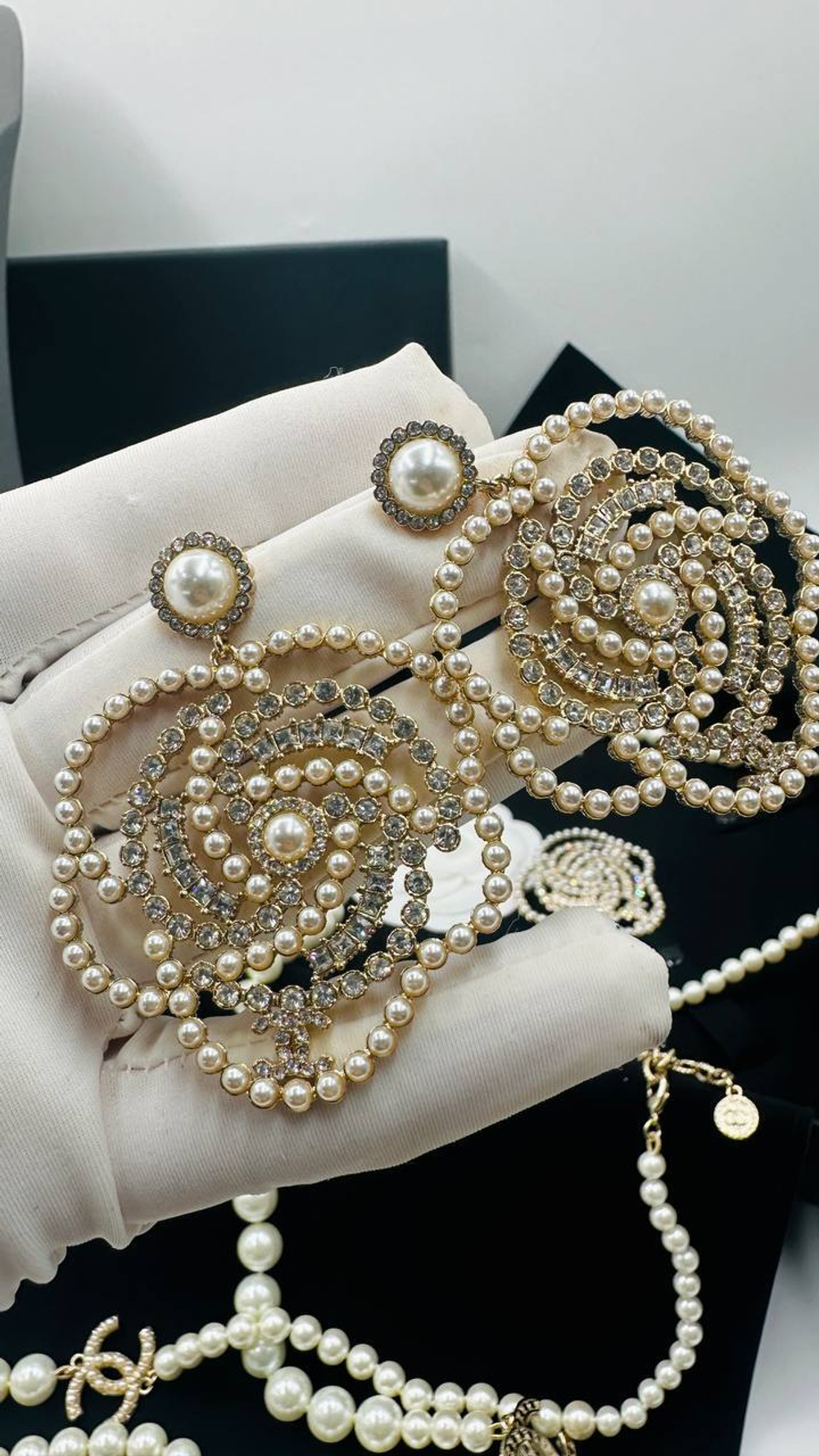 Серьги CHANEL