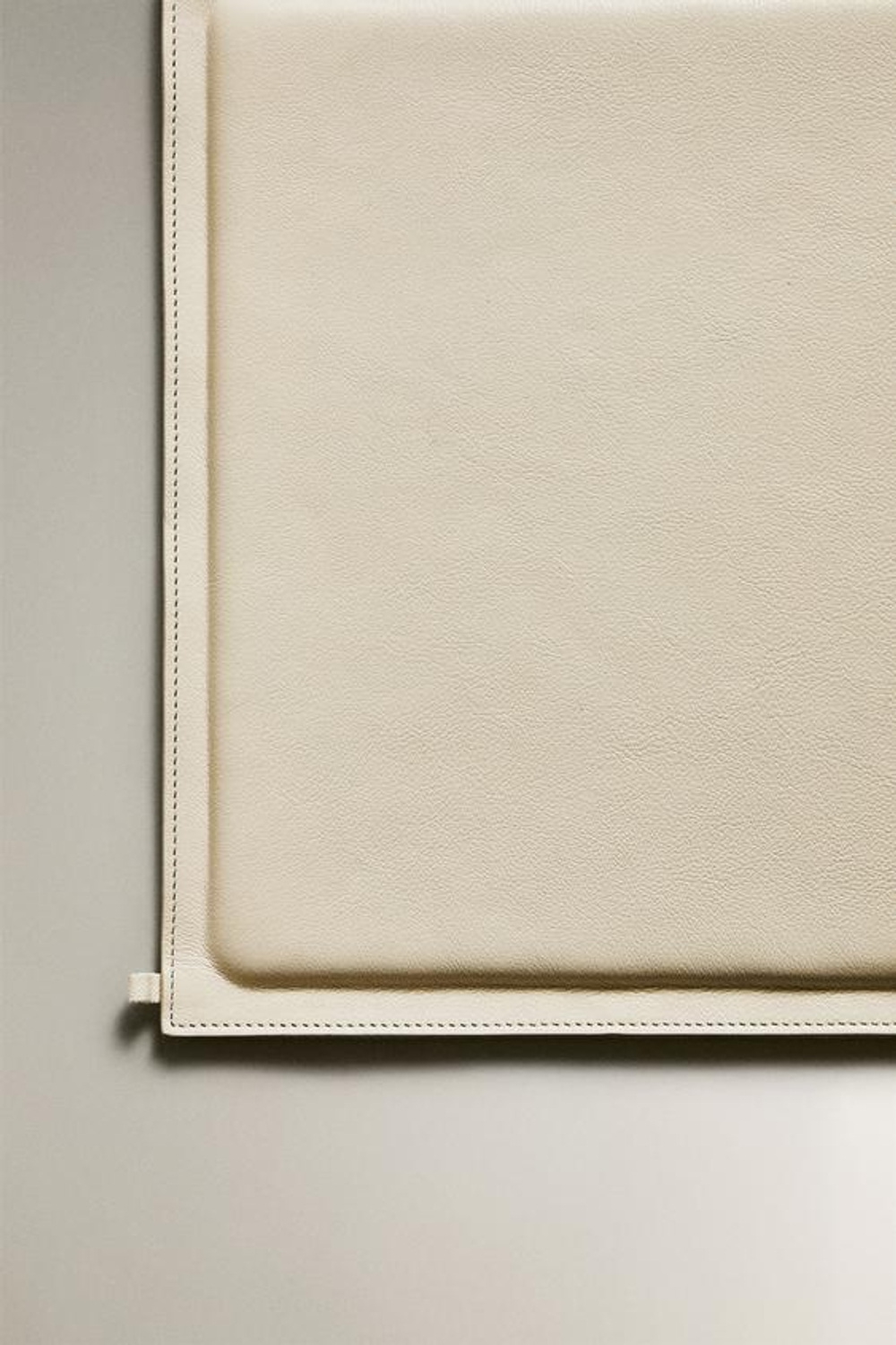 ZARA HOME СКЛАДНОЙ КОЖАНЫЙ КОВРИК ДЛЯ ЙОГИ, ЭКРЮ