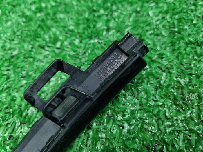 Молдинг перед. бампера Mercedes GLE V167 18-24 AMG