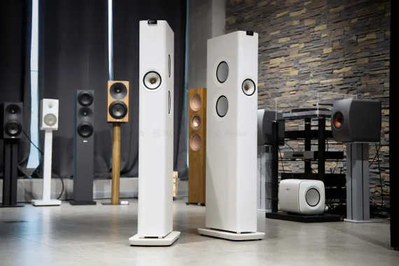 KEF LS60 Wireless Mineral White