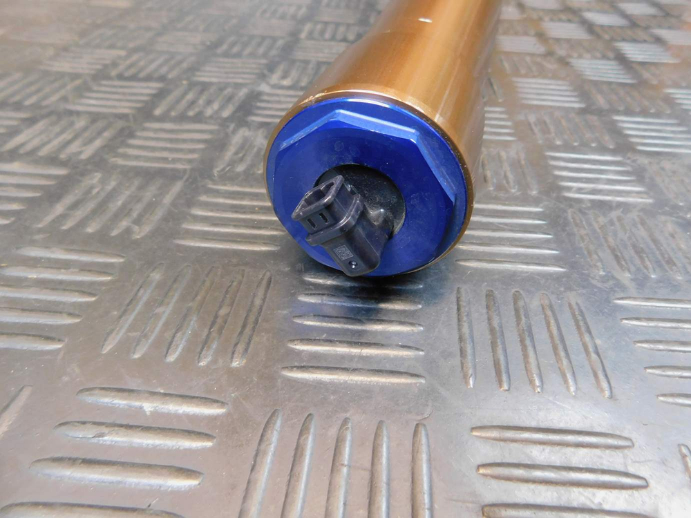 Перо вилки левое CRF1100L Africa Twin 053406