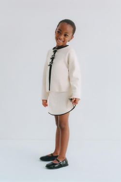 ZARA ТРИКОТАЖНАЯ ЮБКА С КОНТРАСТНЫМИ БАНТАМИ, ЭКРЮ