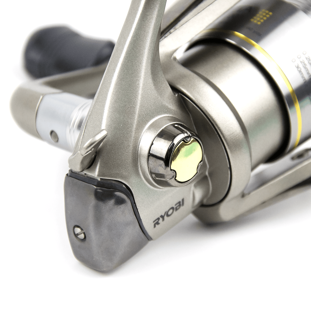 Катушка безынерционная Ryobi Excia (2000, 8+1BB, мет. шпуля)