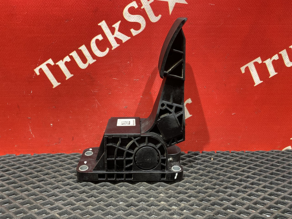 Педаль газа