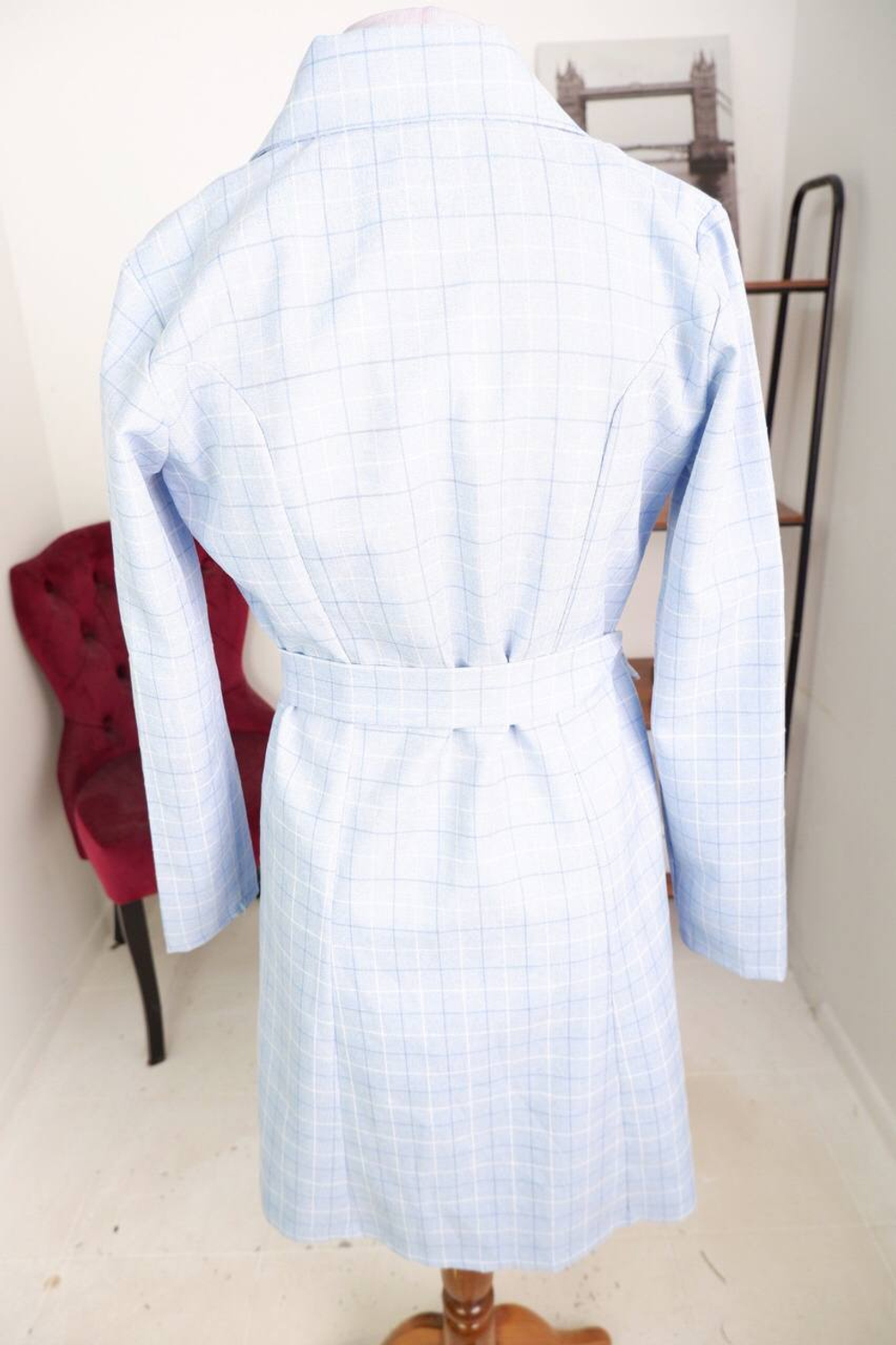 Пальто тонкое, визуально на 44/46 размер