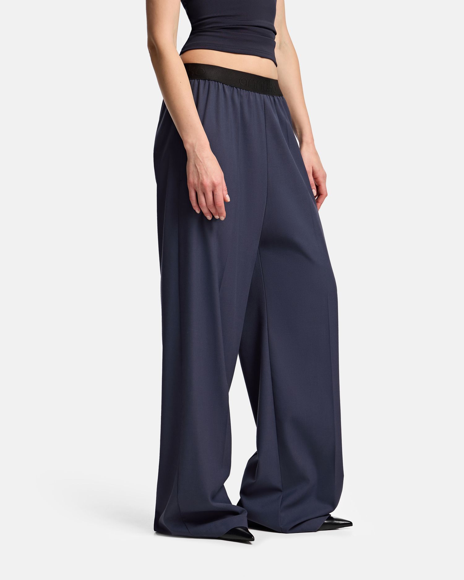 Брюки на резинке