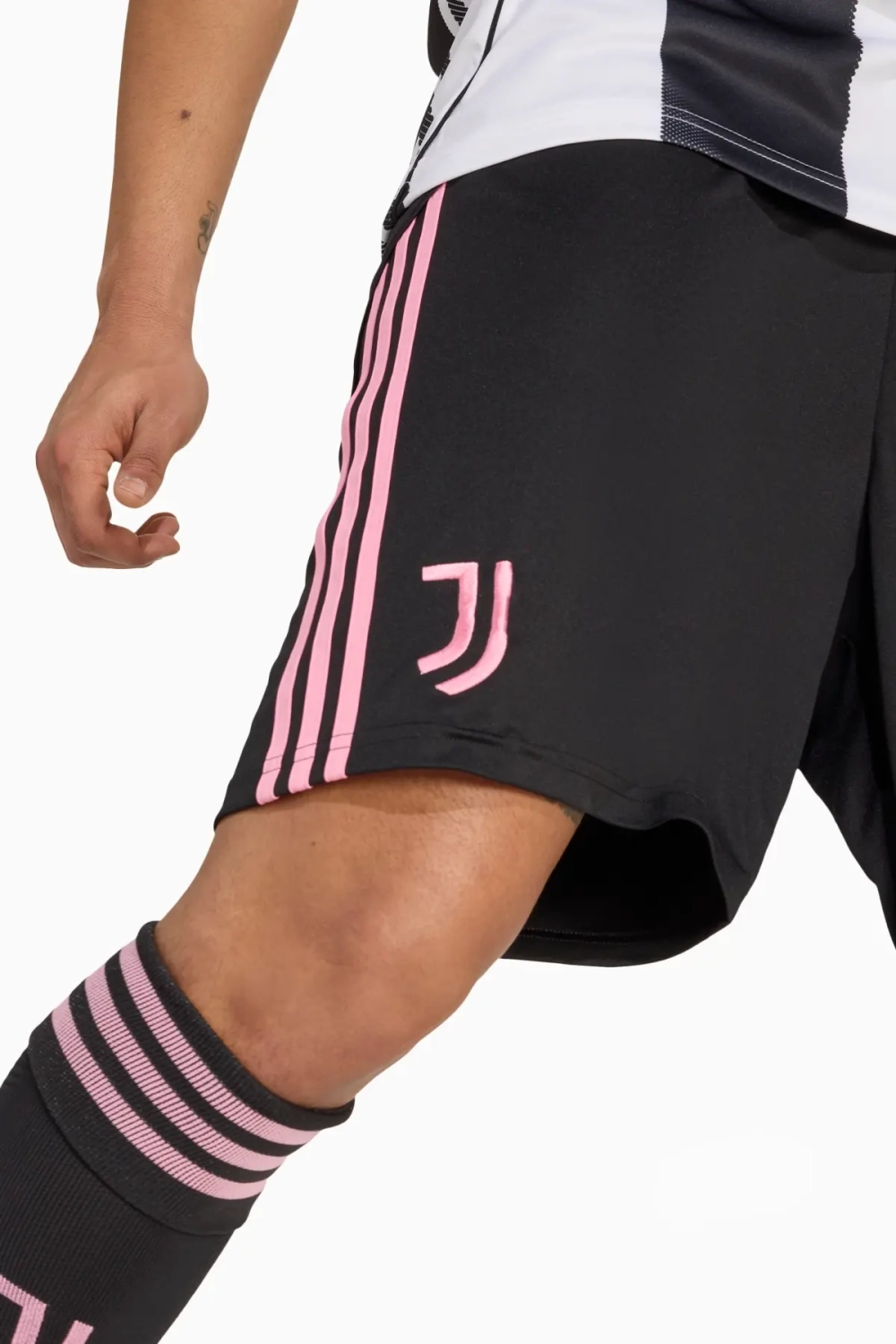 Шорты adidas Juventus FC 25/26 Home - черный
