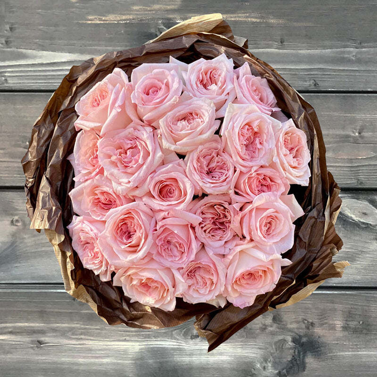 × 2 + 1 Пинк О'Хара — букет романтических душистых роз — Выращивается теплицей-партнёром