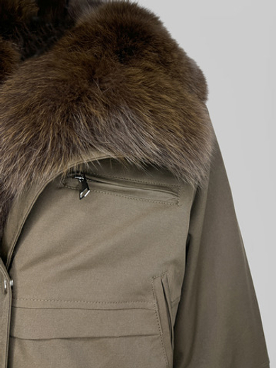 Куртка-парка 2532 укороченная со съемным воротником из меха