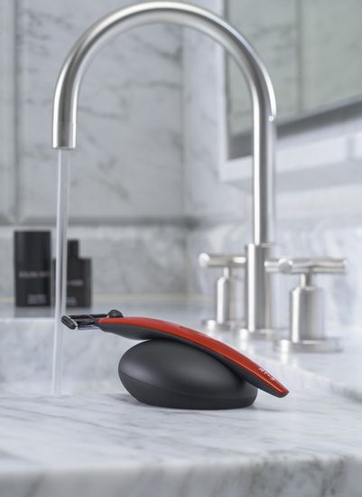 Набор Bolin Webb R1, бритва R1-S красная, подставка R1 черная