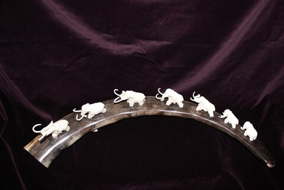 Семь мамонтов, композиция