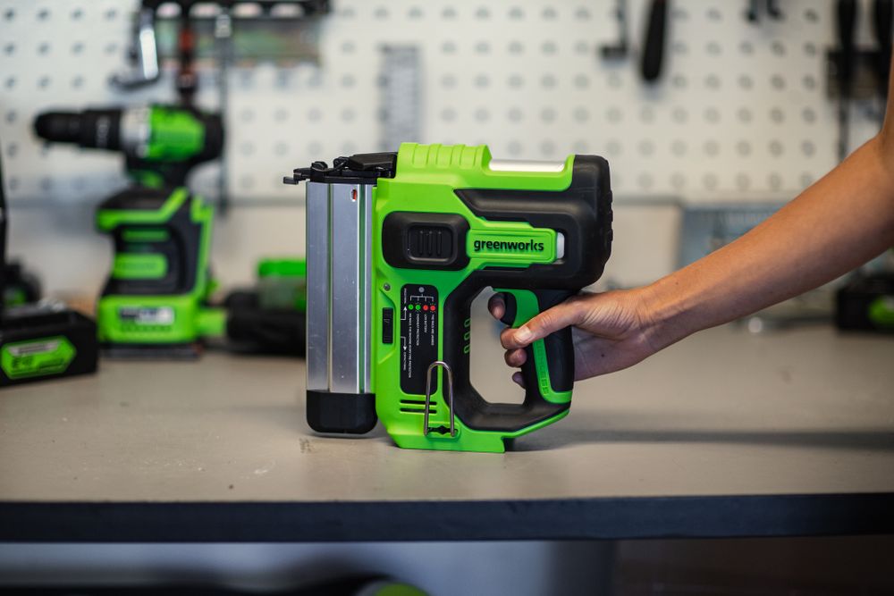 Нейлер аккумуляторный Greenworks, GD24BN, 3400707,24v, без АКБ и ЗУ