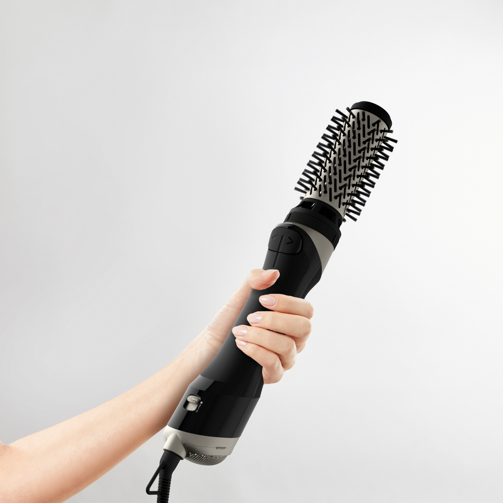 Фен-щетка Rowenta Brush Activ UB9540F0