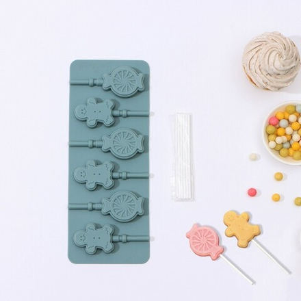 Силиконовая форма для шоколада и леденцов с палочками "Новый Год" 24*9см