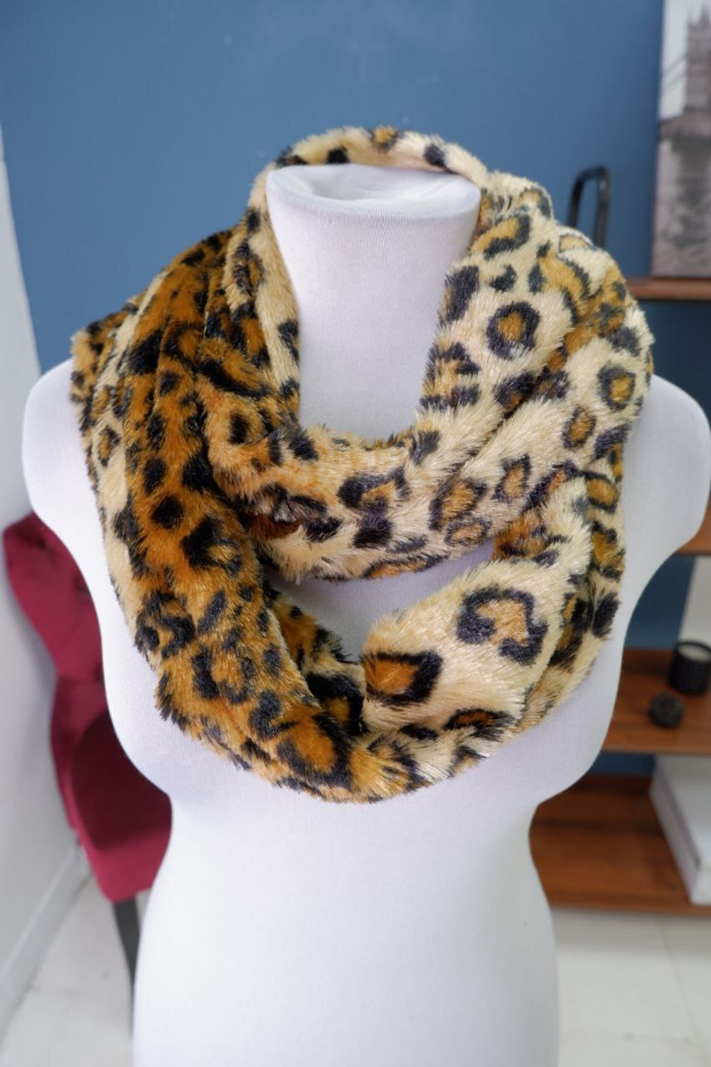 Снуд с анималистическим принтом