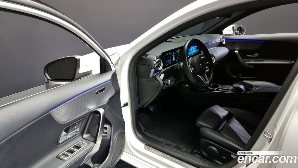 Mercedes-Benz A-Class W177 A200d Sedan (10.2022)