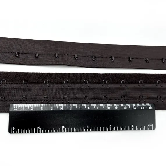 Крючки на ленте двухрядные шоколад