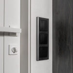 Рамка на 3 поста Stark (черный)