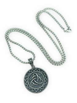 Славянская подвеска оберег Триглав на стальной цепочке