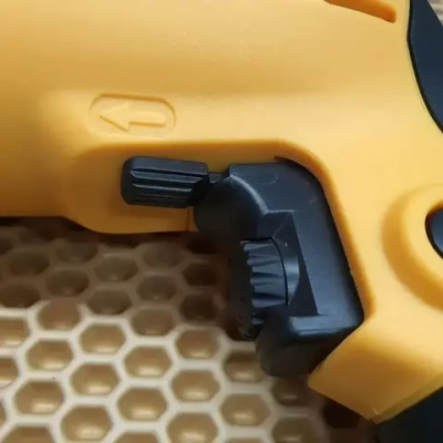 DeWalt Дрель сетевой 1250 Вт