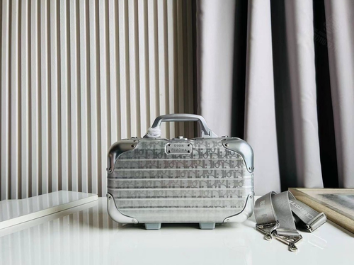 Сумка через плечо Christian Dior x Rimowa