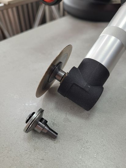 Держатель для дисков 6 мм на гравер под ключ