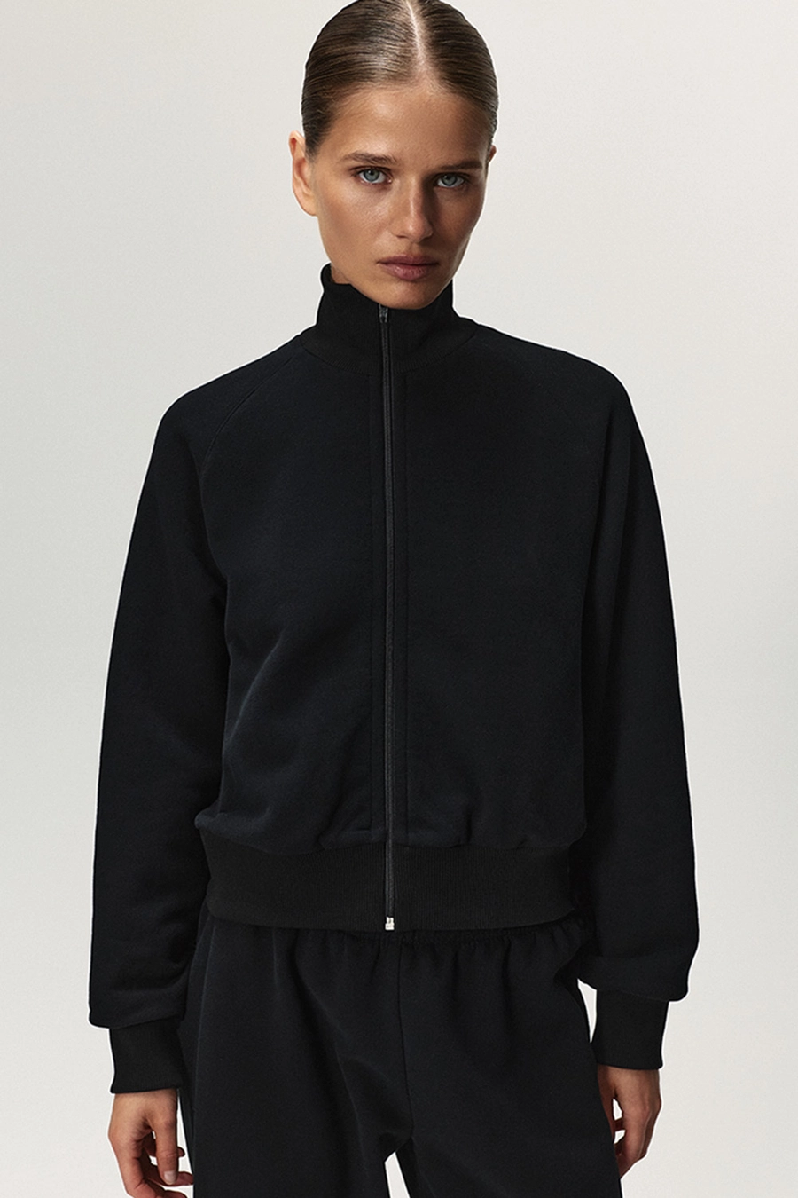 Олимпийка утеплённая Чёрный