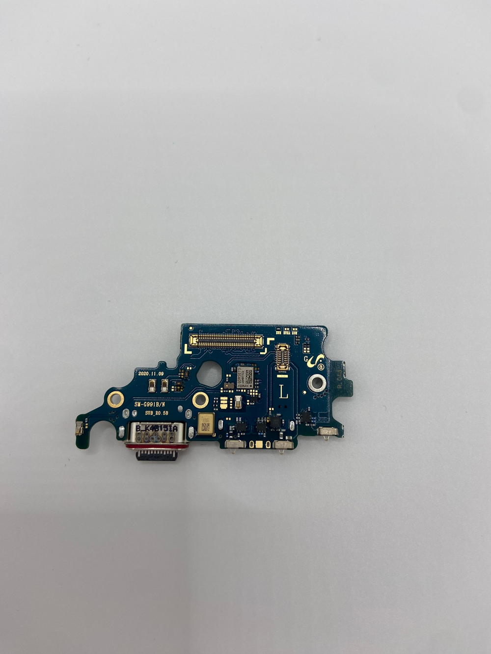 Нижняя платка с разьемом зарядки и микрофоном для Samsung G991 Galaxy S21 Оригинал