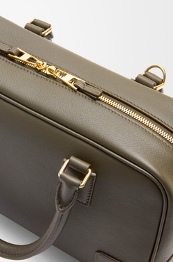 Loewe Сумка Amazona 23 из телячьей кожи наппа, темный хаки