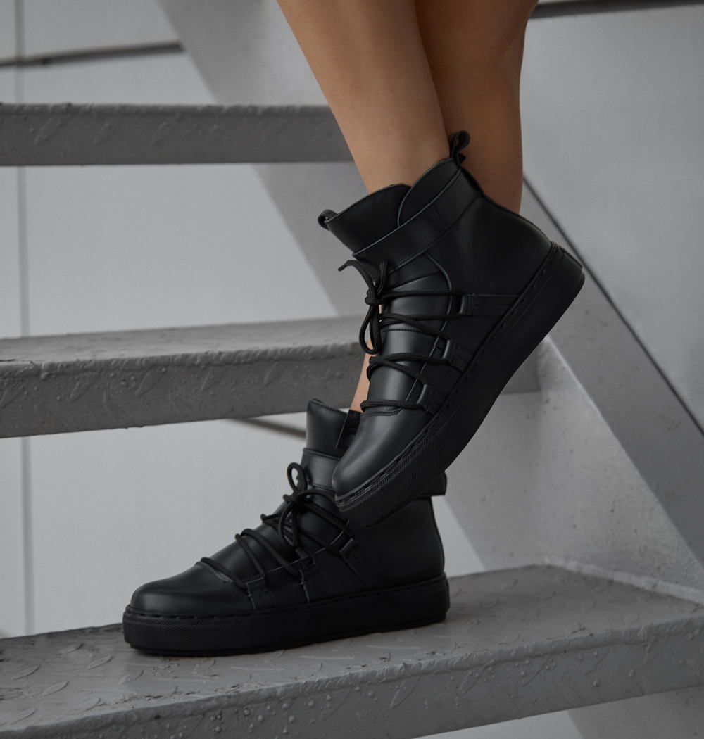 Женские ботинки, модель "Hlovi"