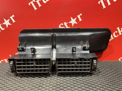 Дефлектор воздушный 2018г