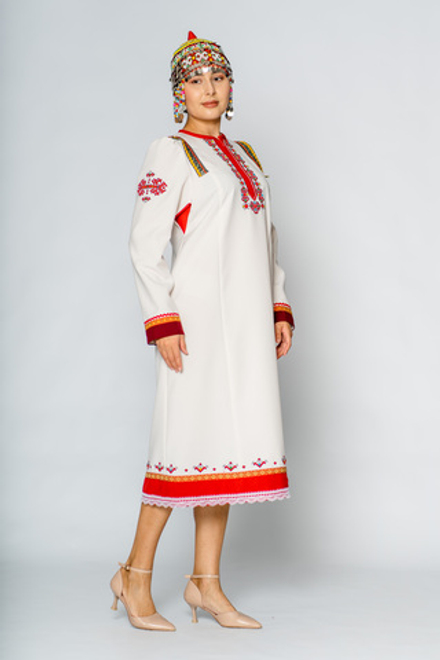 Платье женское с вышивкой