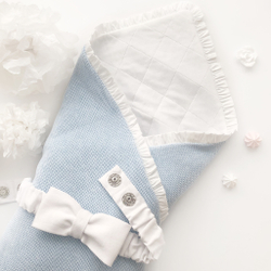 Конверт на выписку с рюшей, голубой, 75х75 см