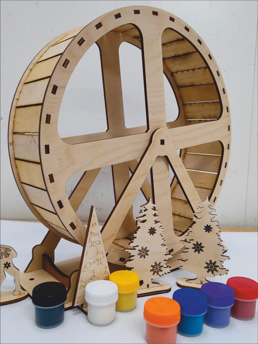 Новогоднее беговое колесо для грызуна 30см