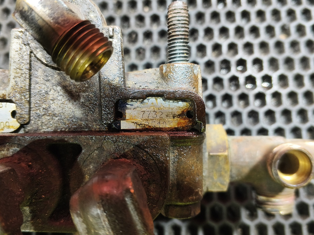 Клапан ускорительный.