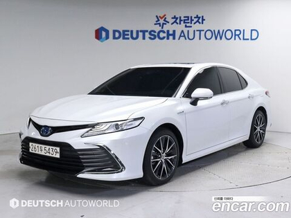 Toyota Camry (XV70) 2.5 XLE Hybrid (10.2023)
