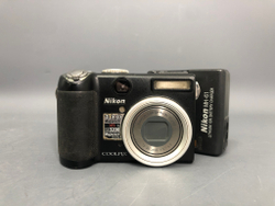 Nikon Coolpix P5000