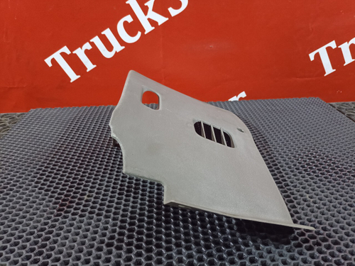 Накладка на торпедо