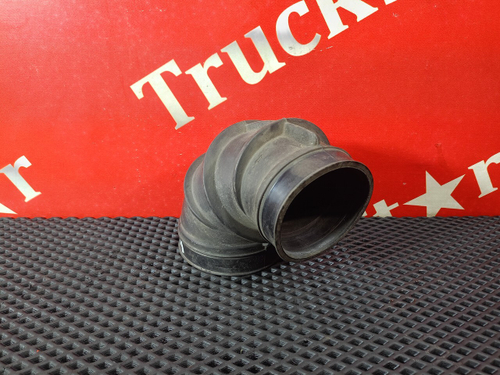 Патрубок воздушного фильтра