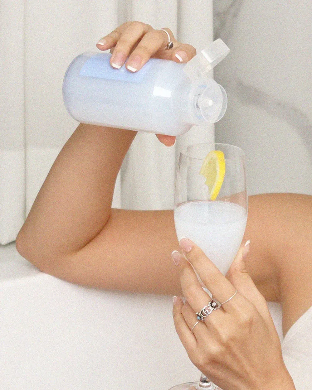 GLOW Тонер с лимоном для всех видов кожи Clean & Polish Lemon Vitamin Toner (300 мл)