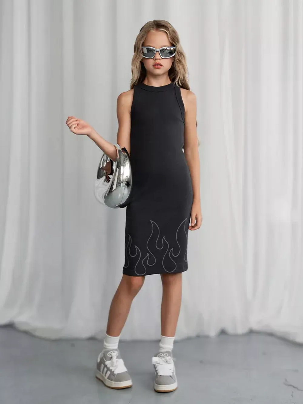 Трикотажное платье для девочки в сад