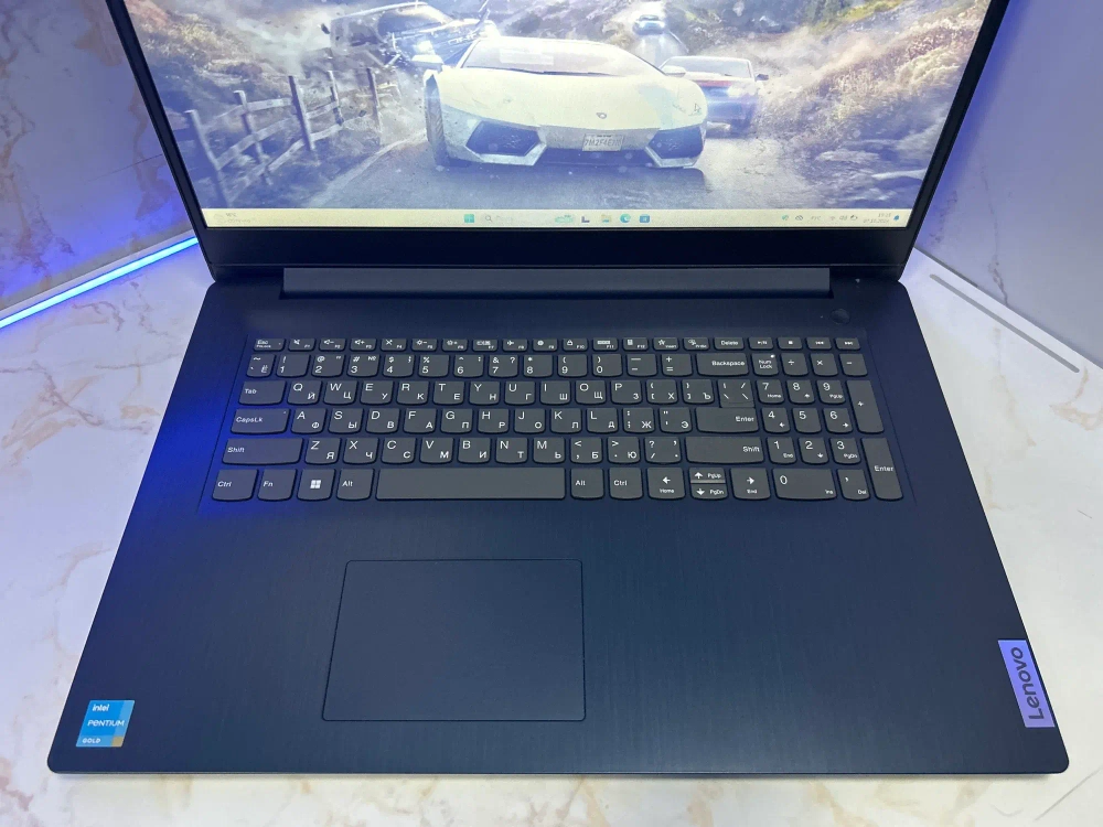 Ноутбук Lenovo IdeaPad 3 17ITL6 (82H9003PRU) 17.3"/Intel Pentium 7505/RAM 8GB/SSD 256 GB/Intel UHD Graphics/1600*900/TN/Windows 11/синий. Состояние: B1