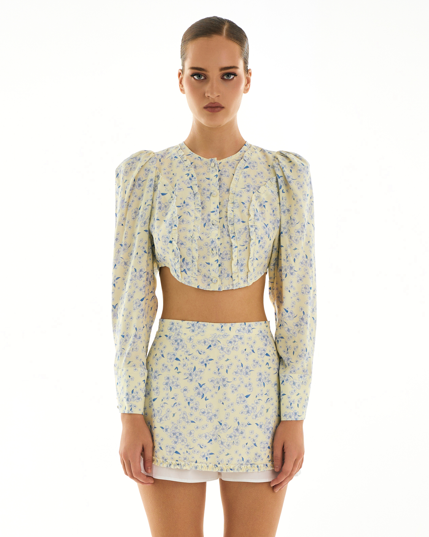 Костюм Joy (Джой) (рубашка+шорты) молочный в гол. цветочек