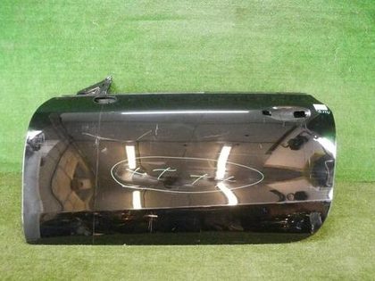 Дверь левая Mercedes E C238 (2016-2023)