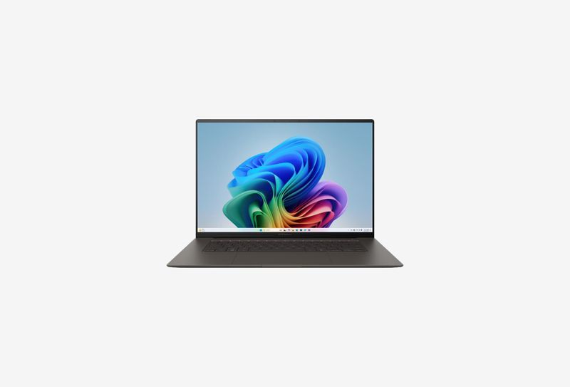 Ноутбук 16" ASUS AMD Ryzen AI 9 (300 Series)-365 2000 24 DDR5 AMD Radeon 880M 365