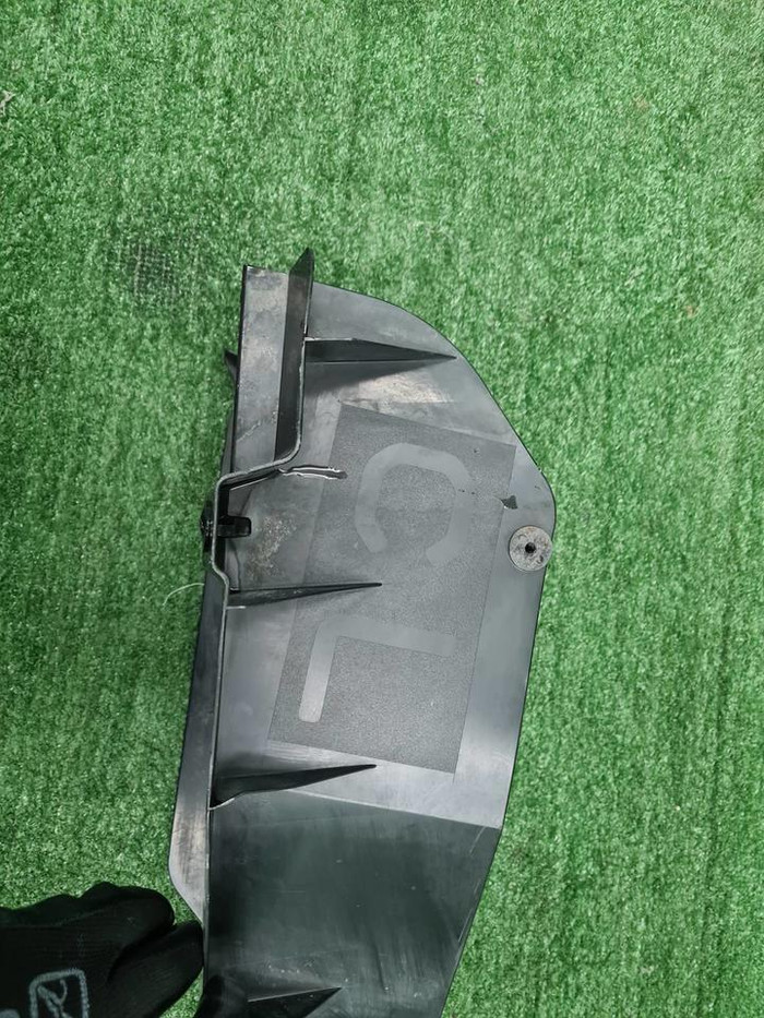 Пыльник заднего бампера Land Cruiser 200 (15-21)