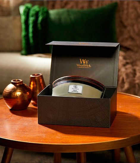 У камина, свеча эллипс в подарочной коробке, WoodWick