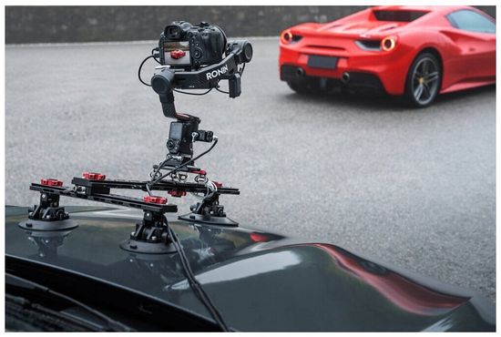 Электрический стабилизатор для зеркального фотоаппарата DJI RS 2 Pro Combo черный