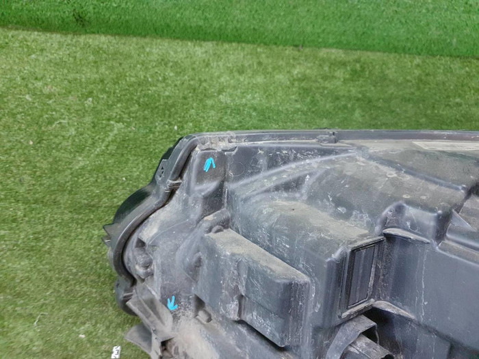 Фара правая Range Rover Vogue 4 L405 (2012-2017) ксенон